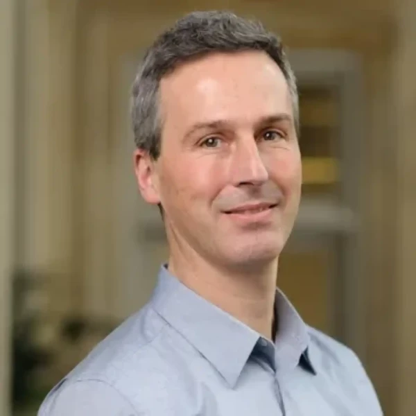 Dr Julian Treadwell